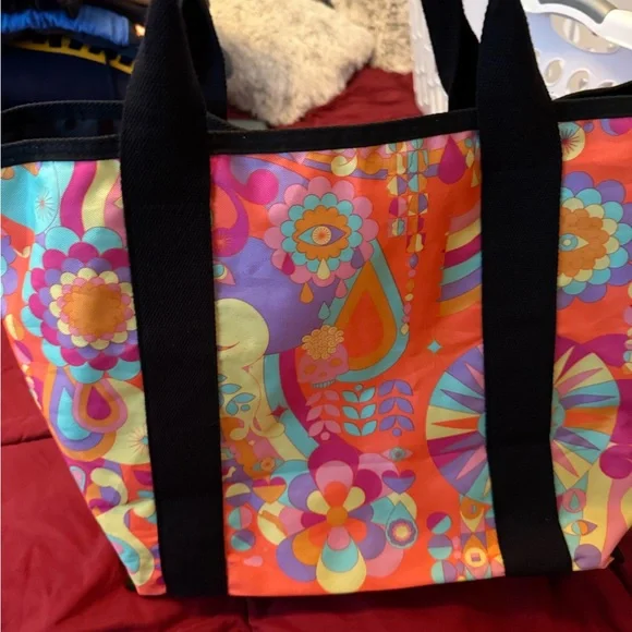 Amika Orange and Pink Tote Bag with Vibrant Design - Picture 5 of 5